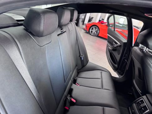 Used 2017 BMW 330i xDrive Sedan image 16