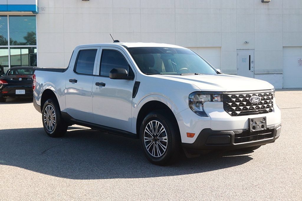 Used 2026 Ford Maverick XL FWD image 3