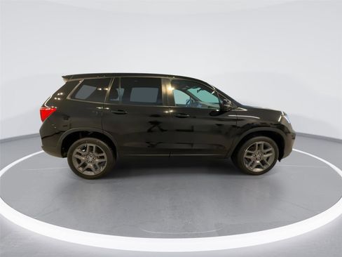 Used 2023 Honda Passport EX-L image 8