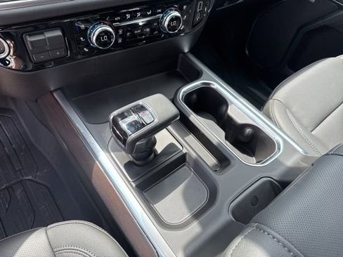 New 2026 GMC Sierra 1500 SLT w/ SLT Convenience Package AWD/4WD image 30