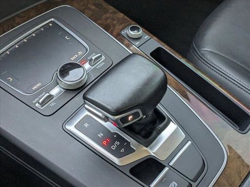 Used 2018 Audi Q5 2.0T Premium Plus image 12