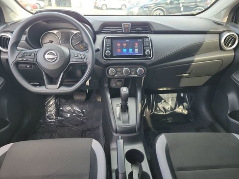 New 2025 Nissan Versa S w/ Trunk Package FWD image 3