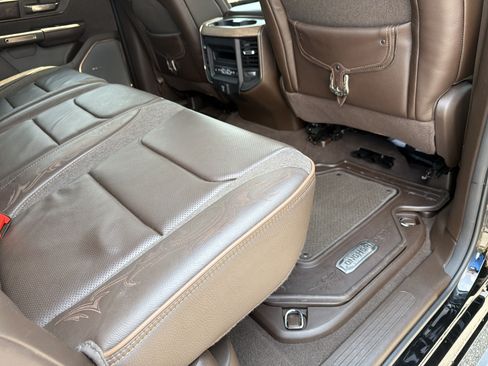 Used 2025 RAM 1500 Limited w/ Bed Utility Group AWD/4WD image 31