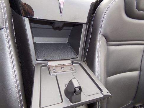 Used 2007 Pontiac Solstice Convertible w/ Premium Package image 48