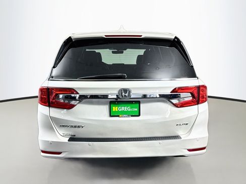 Used 2018 Honda Odyssey Elite image 8