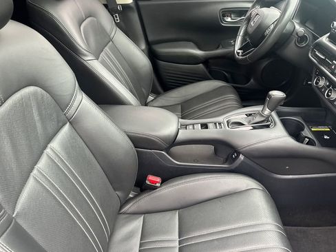 Certified 2024 Honda HR-V EX-L image 18