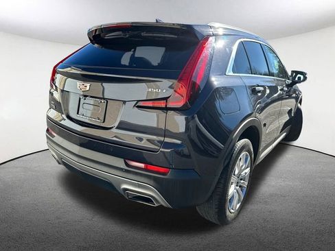 Used 2023 Cadillac XT4 Premium Luxury image 17