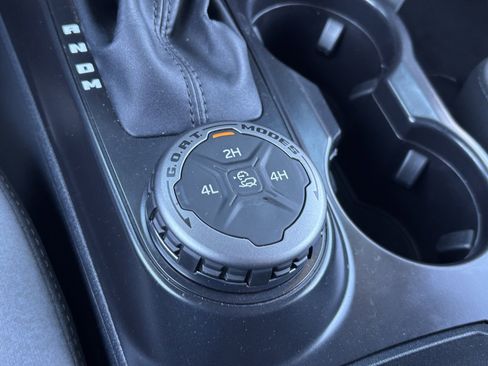 Used 2024 Ford Bronco Big Bend image 4