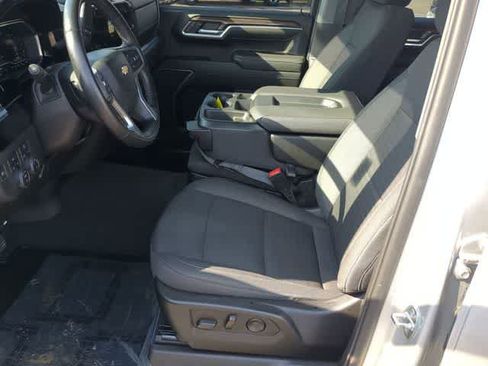 Used 2022 Chevrolet Silverado 1500 LT image 17