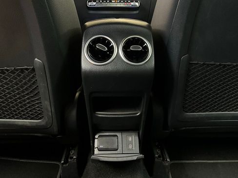 Used 2025 Mercedes-Benz GLA 250 image 12