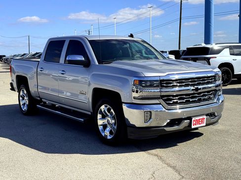 Used 2017 Chevrolet Silverado 1500 LTZ w/ Texas Edition image 4