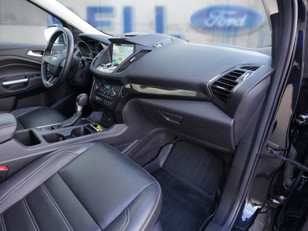 Used 2018 Ford Escape Titanium w/ Ford Safe & Smart Package AWD/4WD image 29