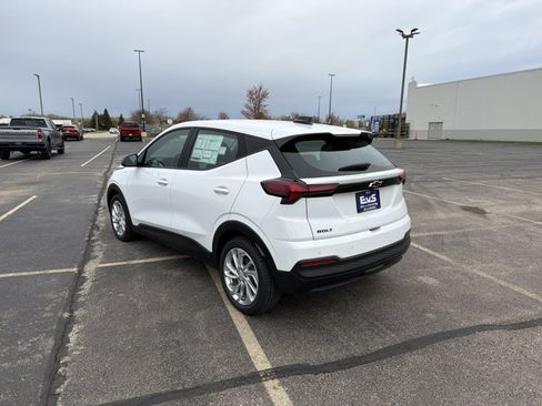 New 2027 Chevrolet Bolt LT w/ Comfort Package FWD image 7
