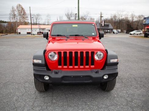 Used 2021 Jeep Wrangler Unlimited Islander image 9