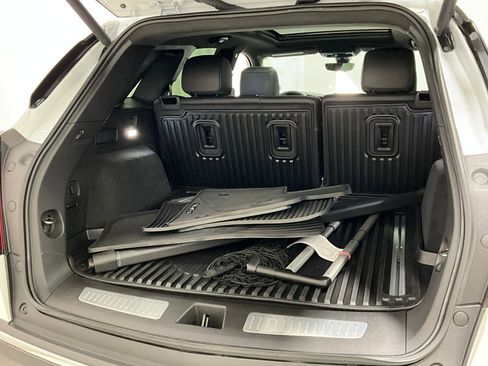 Used 2024 Cadillac XT5 Premium Luxury w/ Platinum Package image 24