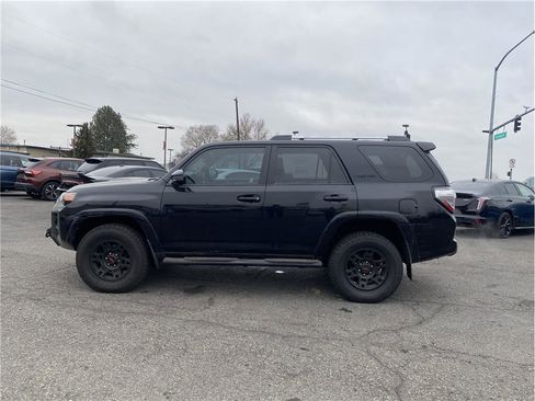 Used 2015 Toyota 4Runner TRD Pro image 9