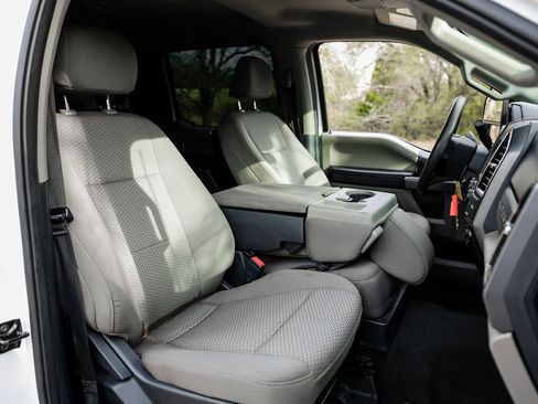 Used 2022 Ford F250 XLT image 29