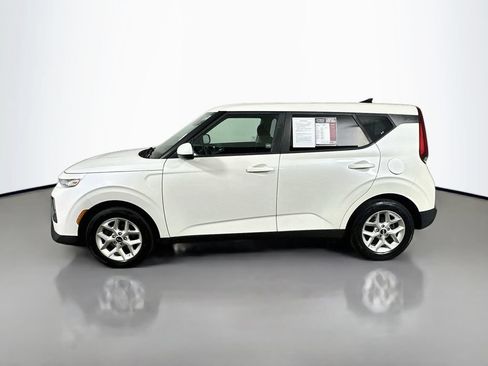 Used 2020 Kia Soul S FWD image 5