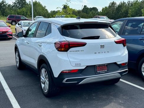 Used 2024 Buick Encore GX Preferred FWD image 7