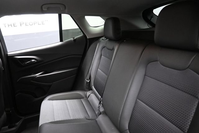 Used 2025 Chevrolet Trax LT FWD image 21