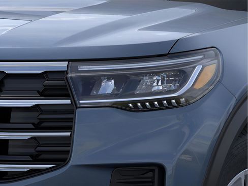 New 2026 Ford Explorer Active image 18