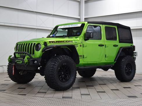 Used 2019 Jeep Wrangler Unlimited Rubicon AWD/4WD image 3