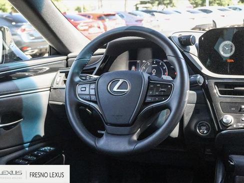 Certified 2025 Lexus ES 350 image 18
