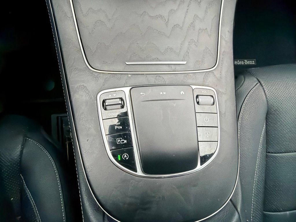 Used 2022 Mercedes-Benz E 350 4MATIC Sedan image 19