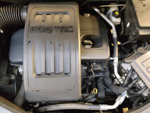 Used 2017 Chevrolet Equinox LS image 30