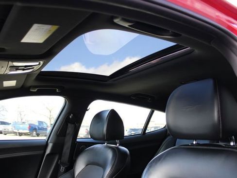 Used 2018 Kia Stinger GT2 image 7