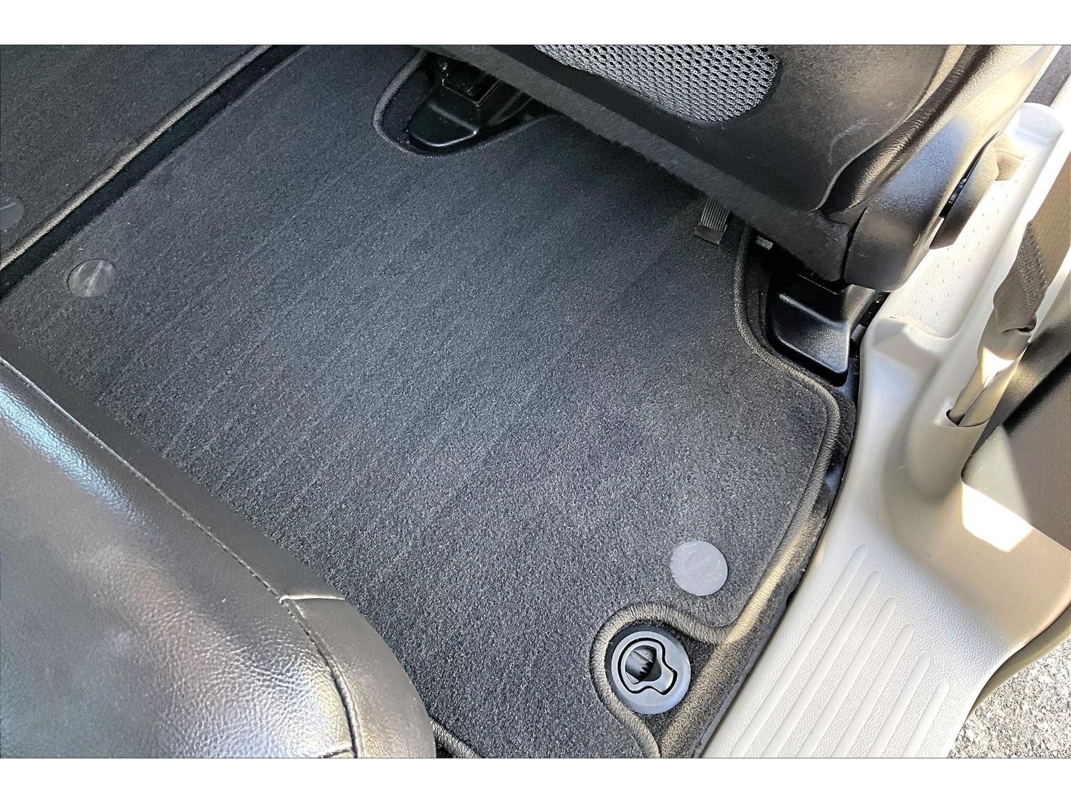 Certified 2022 Chrysler Pacifica Touring-L FWD image 42