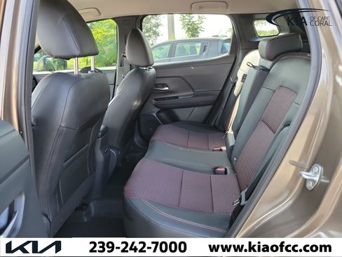 Used 2025 Nissan Kicks SR FWD image 12