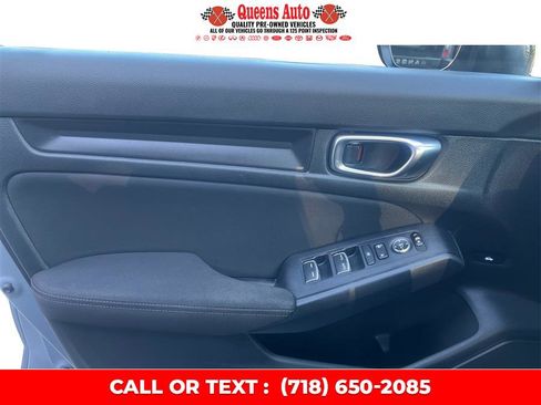 Used 2025 Honda Civic Sport image 21