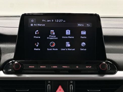 Used 2023 Kia Forte LXS w/ LXS Technology Package image 11