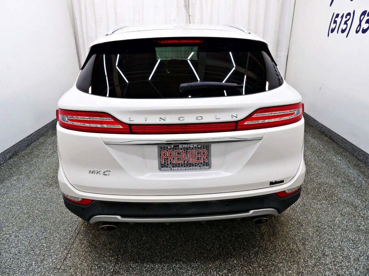 Used 2019 Lincoln MKC Select w/ Select Plus Package AWD/4WD image 5