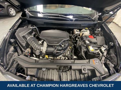 Certified 2024 Cadillac XT5 Premium Luxury w/ LPO, Floor Liner Package AWD/4WD image 38