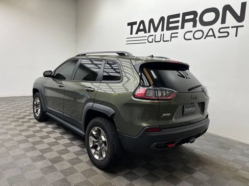 Used 2019 Jeep Cherokee Trailhawk AWD/4WD image 3