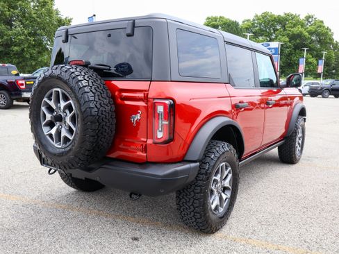 Used 2024 Ford Bronco Badlands AWD/4WD image 5