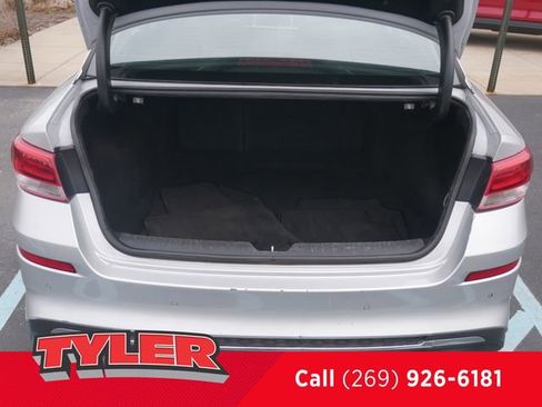 Used 2020 Kia Optima LX FWD image 16