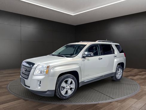 Used 2015 GMC Terrain SLT w/ Chrome Edition image 4