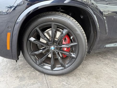 Used 2024 BMW X4 M40i w/ Premium Package image 5