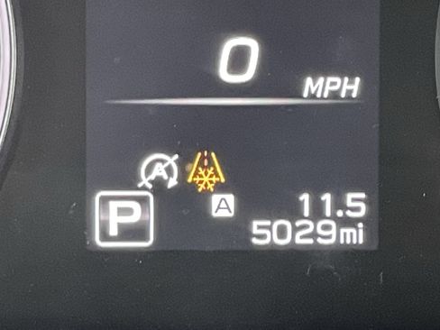 Used 2025 Subaru Legacy Premium image 21