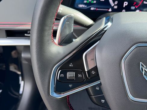 Used 2024 Chevrolet Corvette Stingray Coupe w/ Battery Protection Package image 15