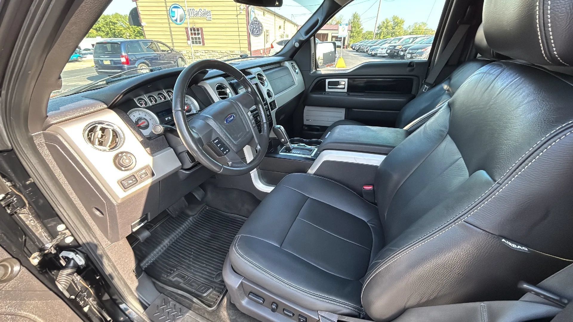 Used 2010 Ford F150 FX4 AWD/4WD image 19