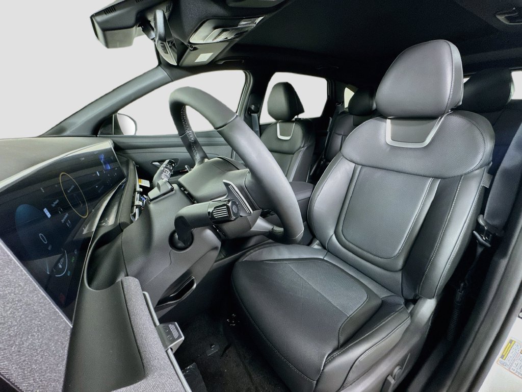 New 2026 Hyundai Tucson Limited AWD/4WD image 18