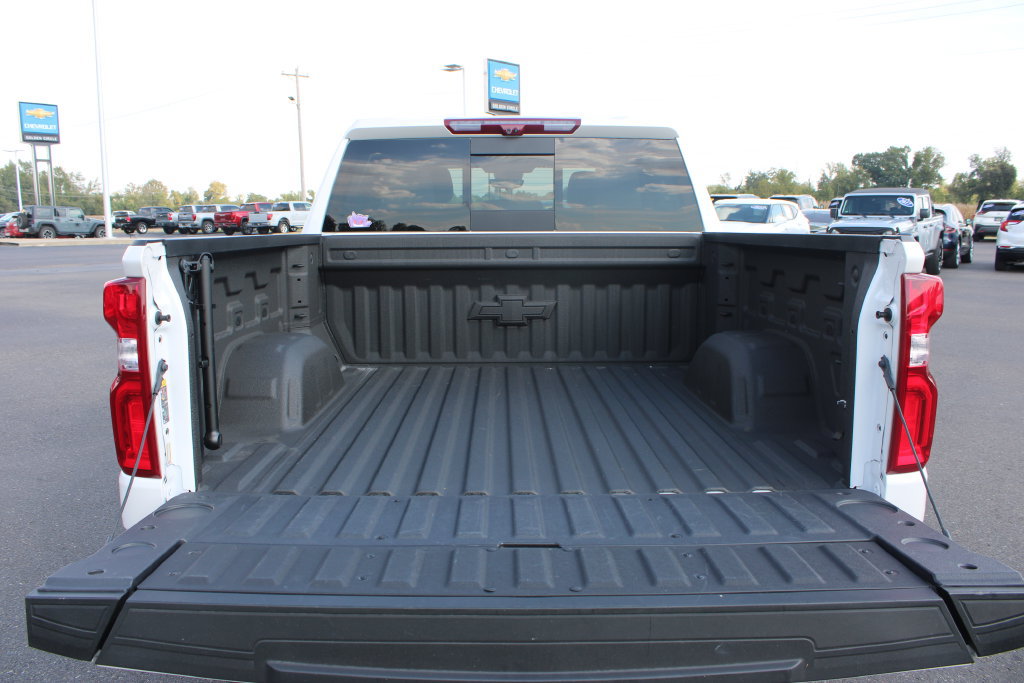 Used 2025 Chevrolet Silverado 1500 LTZ w/ LTZ Premium Package AWD/4WD image 14