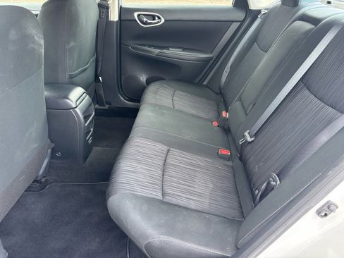 Used 2019 Nissan Sentra SV w/ Special Edition Package image 15