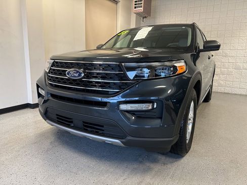 Used 2023 Ford Explorer XLT w/ Equipment Group 202A image 14