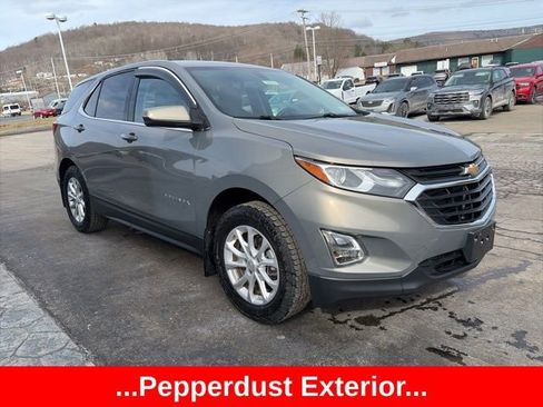 Used 2019 Chevrolet Equinox LT image 3