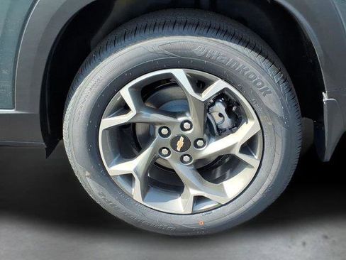 New 2026 Chevrolet Trax LT w/ Driver Confidence Package image 25